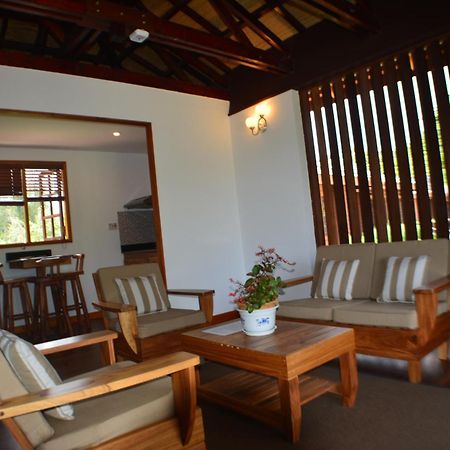 Heliconia Grove Villa Baie Sainte Anne Ruang foto